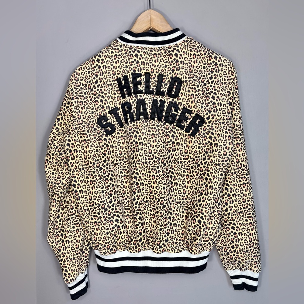 FOREVER 21 Animal Print Zip Bomber - Picture 6 of 6
